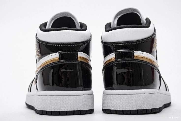 1 Black Gold  Mid Jordan Patent  White 852542-007 0410